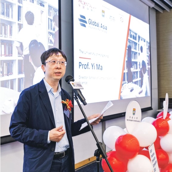 計算與數據科學學院院長馬毅教授指出，學院自去年正式成立以來首次主辦學生比賽，為學生提供了一個獨特的機會。