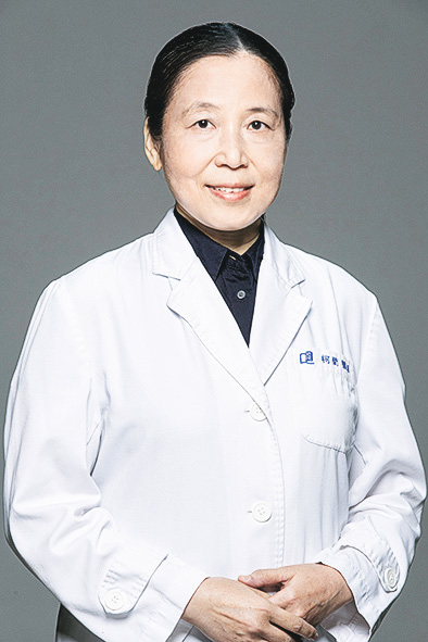 香港浸會大學中醫藥學院持續及專業教育部主任及首席講師柯蘭博士