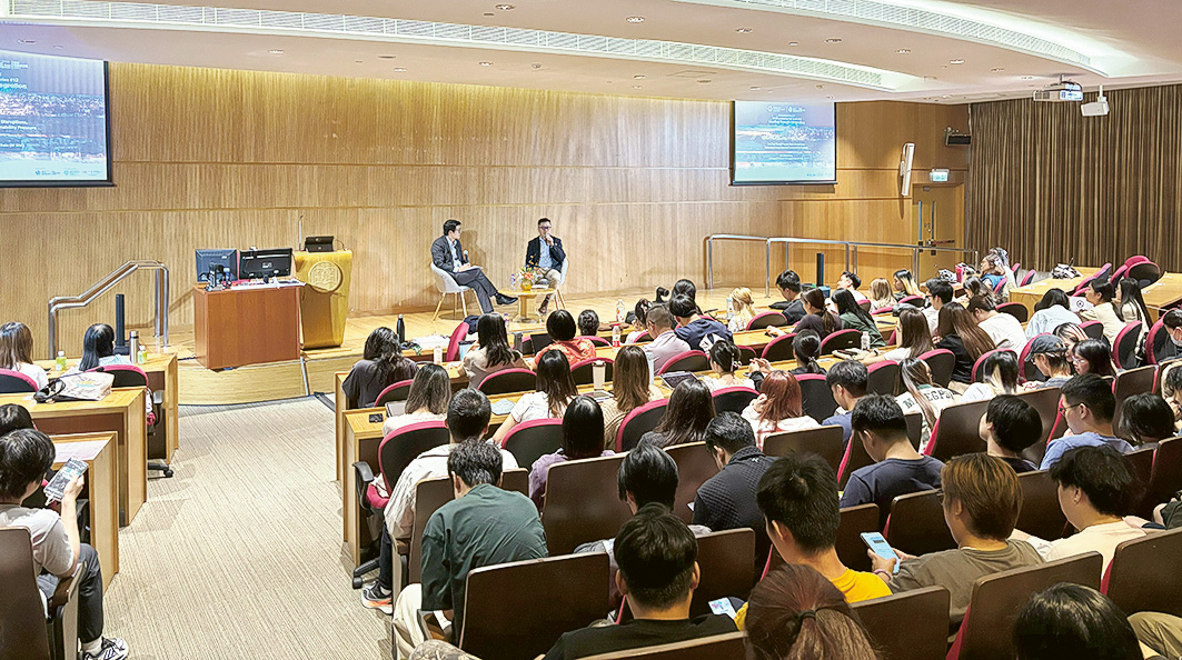 恒大供應鏈及資訊管理學系兩大碩士課程:「環球供應鏈管理理學碩士」(MSc-GSCM)及「數字創新與科技管理理學碩士」(MSc-DITM)課程,吸引不同背景人士入讀,冀更新行業技能,為成為推動企業創新和提升績效的未來領袖鋪路。