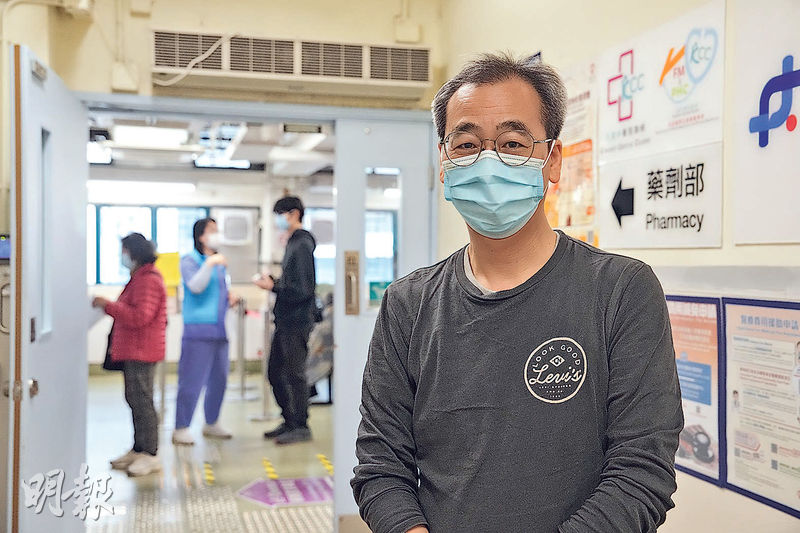 任職文員的陳先生（廖凱霖攝）