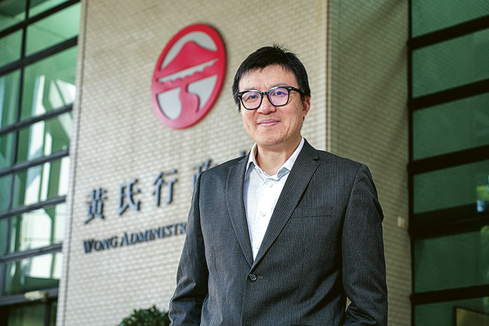 嶺大商學院「9+1」碩博體系重教研相長 培育新一代商管領袖 突顯研究與實戰優勢迎變局