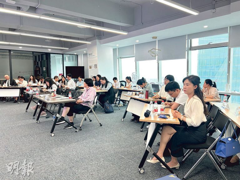 港家庭醫學課程引入內地 累計培訓逾4200名灣區醫護 港家庭醫學課程引入內地 累計培訓逾4200名灣區醫護