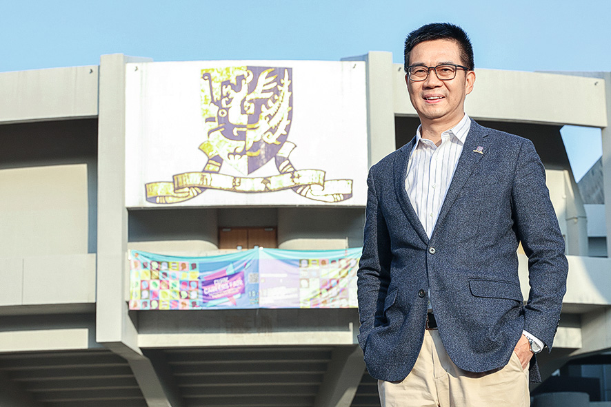 中大地球與環境科學系教授及「航天科學與地球信息學及X雙主修課程」(ASEIDM)課程主任楊宏峰教授