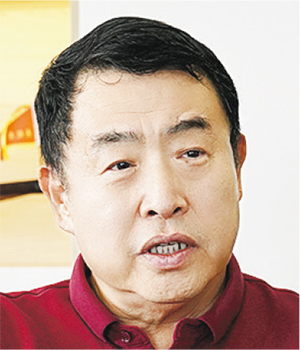 香港城市大學（東莞）執行校長、香港城市大學副校長魯春