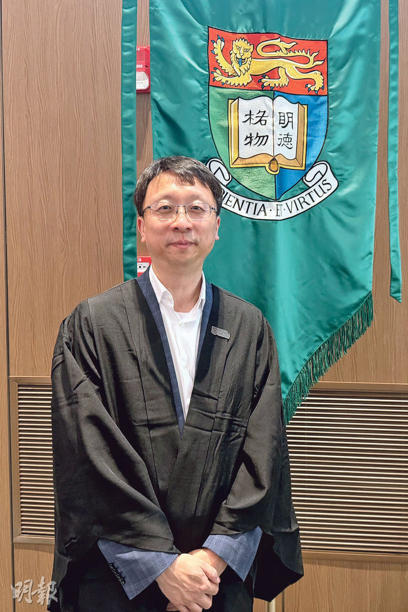 港大計算與數據科學院院長馬毅（圖）稱上海擁有成熟且完整的科技與計算機產業生態，為學生提供科研、實習及就業機會。（范灝民攝）