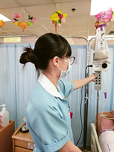 立即報名參加「JUMP招聘及進修日」，30多間公私營及培訓機構將帶來多元職位空缺、增值課程及行情資訊，助求職者、轉職者及計劃進修人士一站式掌握職場及進修動向。（相片由基督教靈實協會提供）